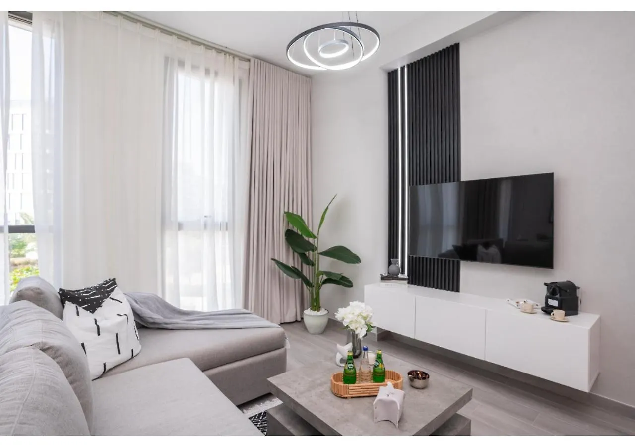 Modern 1Br Apt Noor 1 With Serene Outlook By Vibel Dubai 0*,  United Arab Emirates