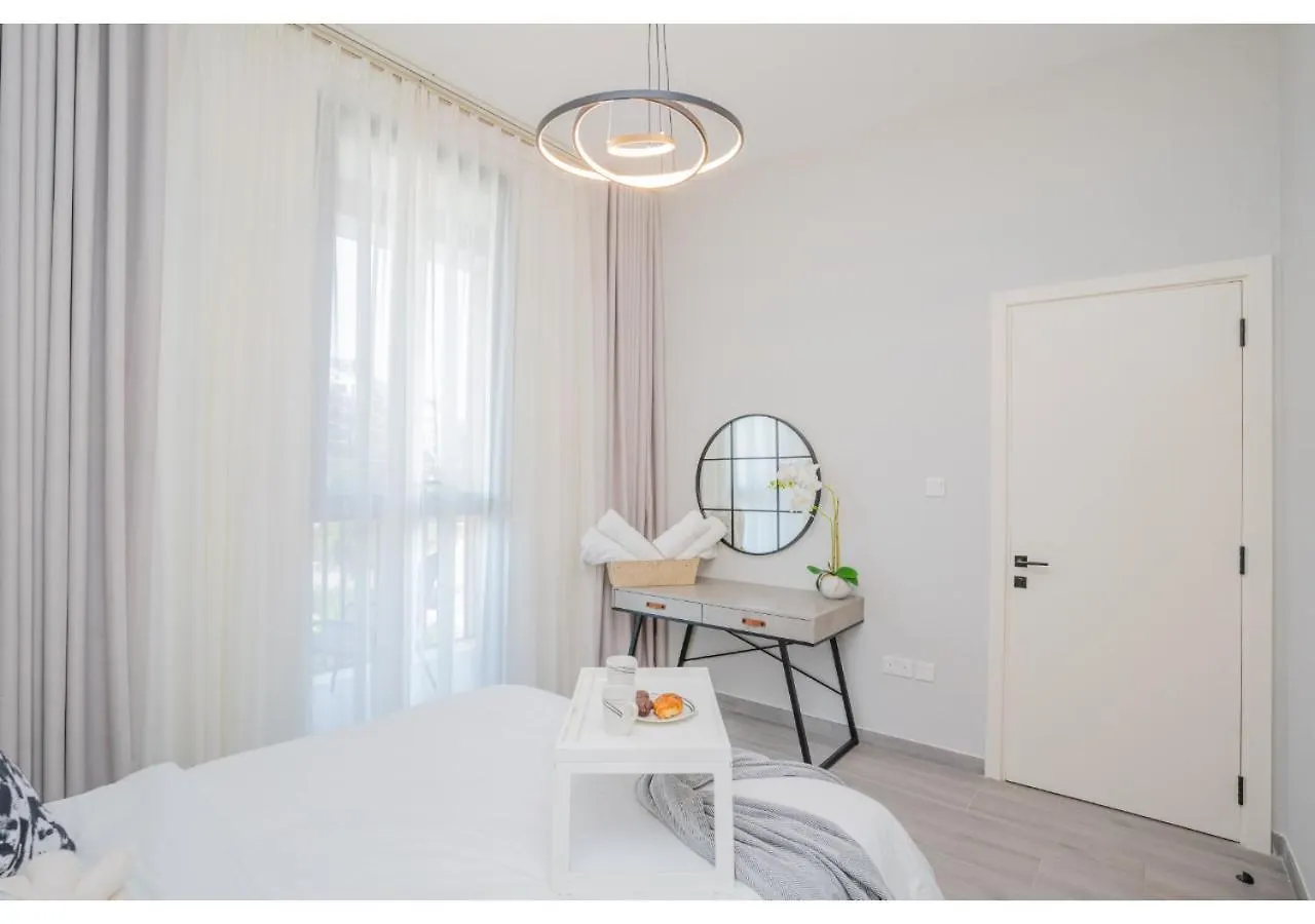 Apartment Modern 1Br Apt Noor 1 With Serene Outlook By Vibel Dubai
